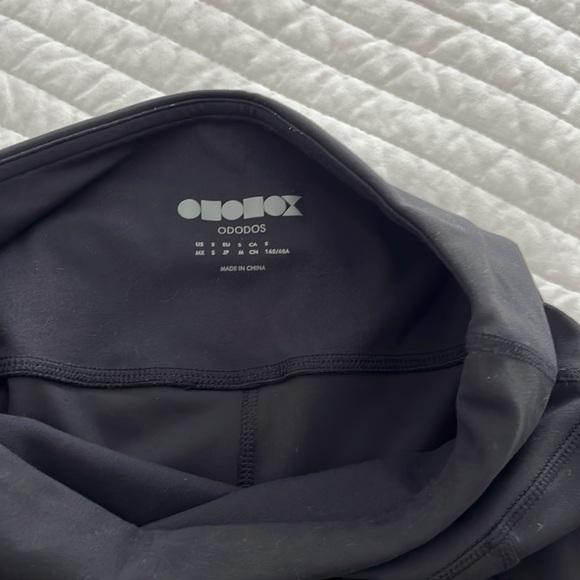 NWOTS  ODODOS Capri Leggings - Picture 5 of 8